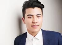 墨西哥帅哥西装图片