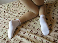 初中女生穿白袜图 初中女孩白袜图片