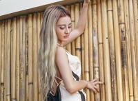 下一篇苍井空 50 和女秘书打一炮50p