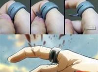 白色丝袜附身到腿上