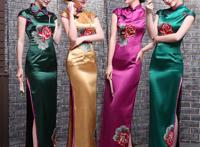 穿旗袍的妈妈们