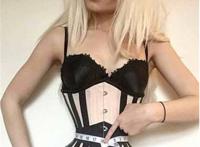 蛇精细腰1尺3惊呆世人