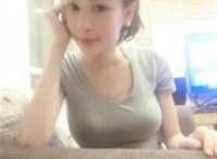 f奶校花脾气坏喜欢掰腿自拍