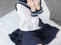 喜欢绝对领域和萝莉控的绝不可错过下载本套写真!