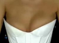  女人的裸奶头图片欣赏