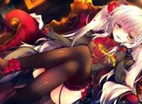 像斩赤红之瞳里的艾斯德斯女王大人一样的人物,