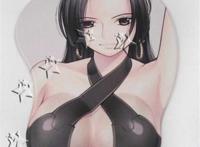 海贼王女帝胸部