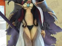 美女的胸被触手怪给吃了漫画