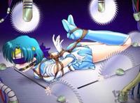 女战士受难脱靴绑起来激光器