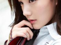 美女明星李一桐清新