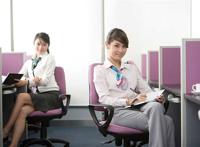 办公室内的女职员