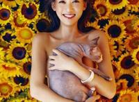 陈乔恩胸前未着寸缕