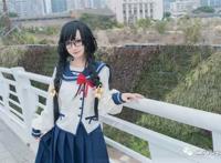 三色院堇子!萌萌眼镜娘!