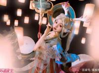 王者荣耀英雄cos:瑶的遇见神鹿,带有古韵的女子