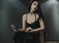 被男友脱了内裤打屁股 肉体上一点疼痛的感觉