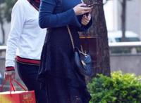 街拍:清纯运动型美女,成熟小熟女型美女,你喜欢那个