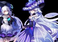 希露法莉亚(左)