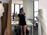 离开王思聪的豆得儿晒自拍照