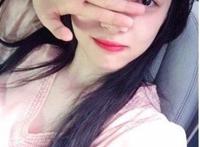 雪莉未穿内衣清纯自拍