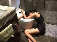（多图）美女醉酒人强㢨,第二天醒来慌了,真是让人凌乱
