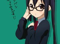 体型娇小,性格认真,生动活泼 梓喵