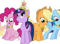 《小马宝莉》可爱的马儿们拟人化，穿上泳衣后