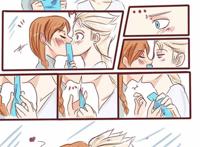 《冰雪奇缘》中主角艾莎和安娜