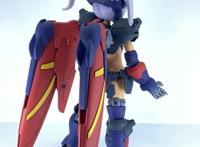 尊者高达也能娘化,东方不败表示很满意