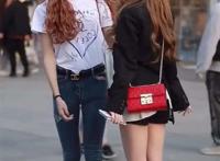 偶遇女装大佬艾比,当看到ta穿的紧身牛仔裤