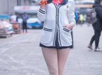 初中生cos宝多六花走红,看清她的多肉腿