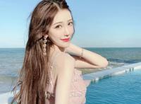 抖音宸荨樱桃泳池壁纸