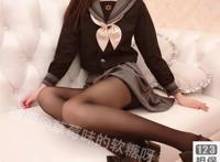 草莓味的软糖呀脸长什么样子