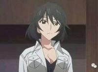 织斑千冬《infinite stratos》