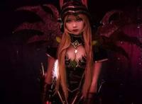 韩国美女cos瓦莉拉丨大白腿吸睛