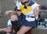 喝到吐的智障女神，外国coser“毁形象”的cos作品