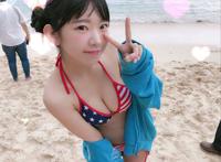 日本合法萝莉《长泽茉裡奈》又爆性感近照，上围好像有点逼不及待！！