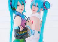 【Saya Scarlet】一位来自俄罗斯的小姐姐 COS初音,太美了! 【Saya Scarlet】一位来自俄罗斯的小姐姐 COS初音,太美了!