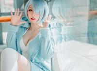 Cosplay福利/雷姆 白丝睡衣 Cn:小闻筒子
