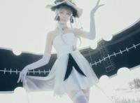 Cosplay福利/碧蓝航线 光辉 Cn:七三诗音_  白丝美腿