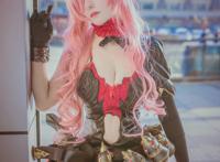 Cosplay福利/死亡爱丽丝 角色:灰姑娘 Cn:斯文文文文_