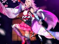 Cosplay福利/【崩坏学园】八重樱-逆神巫女
