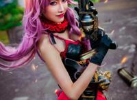 Cosplay福利/死亡爱丽丝卑劣灰姑娘Cos黑丝御姐