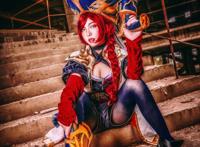 Cosplay福利/狂野性感英雄联盟厄运小姐COSPLAY