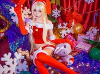 Cosplay福利/甜甜的性感圣诞红妆少女 舰队collection岛风COSPLAY美图欣赏 cn:锦户A