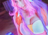 Cosplay福利/巨乳御姐英雄联盟赏金猎人厄运小姐cos福利图片