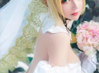 Cosplay福利/绝对领域巨乳御姐尼禄花嫁cosplay福利图片
