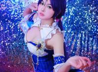 Cosplay福利/Love Live!巨乳东条希打歌服觉醒Cos美女白丝图片