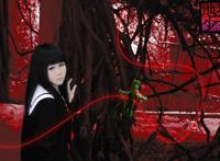 Cosplay福利/血色淋漓的校服萝莉地狱少女诡异cosplay图片赏析