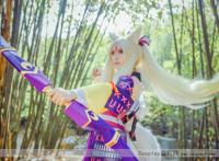 Cosplay福利/白皙性感美女阴阳师森林之姬白狼cos图片