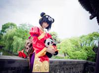 Cosplay福利/英雄联盟蛇年安妮cosplay图集